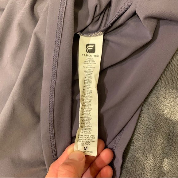 FABLETICS PURPLE TANK Medium - Picture 5 of 5